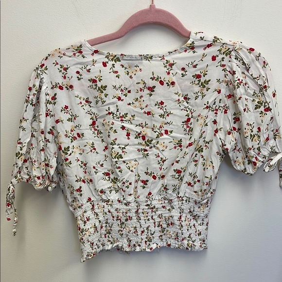 J for Justify Multicolored Crop Blouse with Ruched Tie Front - Picture 6 of 8